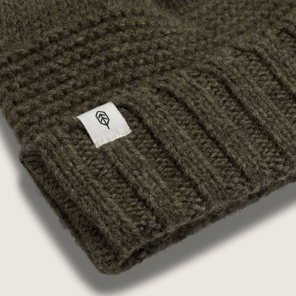 Will + Bear 100% Australian Wool - Tasman Moss Soft Wool Pom Pom Beanie BNWT - Picture 11 of 11